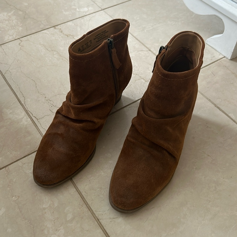 Leather booties